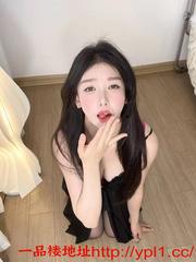 性感小妹三点粉小穴嘴巴很紧