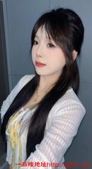 兼职嫩妹，肤白貌美会吸会舔