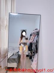 威海00后巨乳白虎粉鲍无异味多汁任舔（验证过可外出） 的缩略图