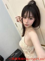 小姐姐白嫩有点娇羞，骚穴很紧