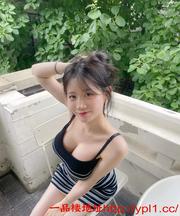 性感小妹三点粉小穴嘴巴很紧