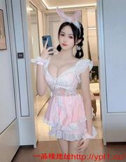 玩起来很过瘾，身材实在难顶，屁股蜜桃型翘臀。