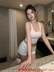 分享南开高颜值长腿妹妹无毛嫩逼水多可颜射