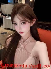 保定兼职风骚美乳小妹