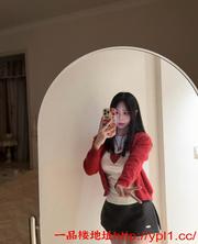 小骚逼很满足粉嫩鲍鱼紧致感超强