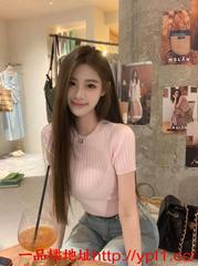 宝安区兼职大奶翘臀丝袜骚货