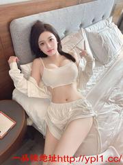 小妹下海兼职，粉嫩多汁前凸后翘蜜桃臀(可外出)