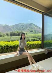 黑丝制服诱惑眼神很勾引人插的很爽她高潮很快