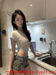 超大奶服务系小色魔