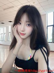 兼职清纯嫩妹，小穴粉嫩多汁，胸部手感特别好