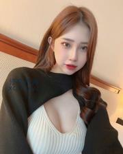 [云南-昆明]长得挺水灵的大胸嫩妹，热情风骚