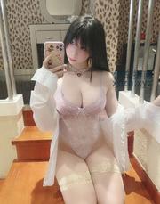 [四川-成都]武侯区肉色丝袜小模特，莞式ISO服务