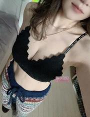 [江苏-苏州]酥胸大眼美少妇