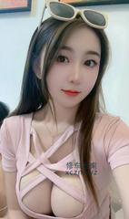 [广东-广州]性感白嫩大胸老师