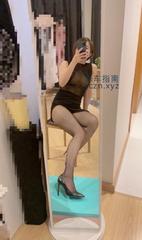 [浙江-杭州]短发丝袜美女