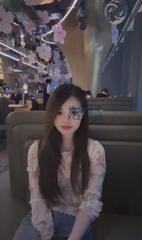 [湖北-武汉]雄楚大道长腿妹妹