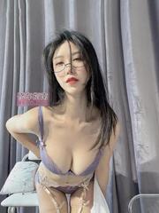 [四川-成都]武侯制服眼镜小美妇