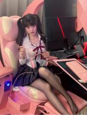 [重庆-渝中区]重庆电竞黑丝陪玩小龙女陪练游戏陪到床上去了水是真的多