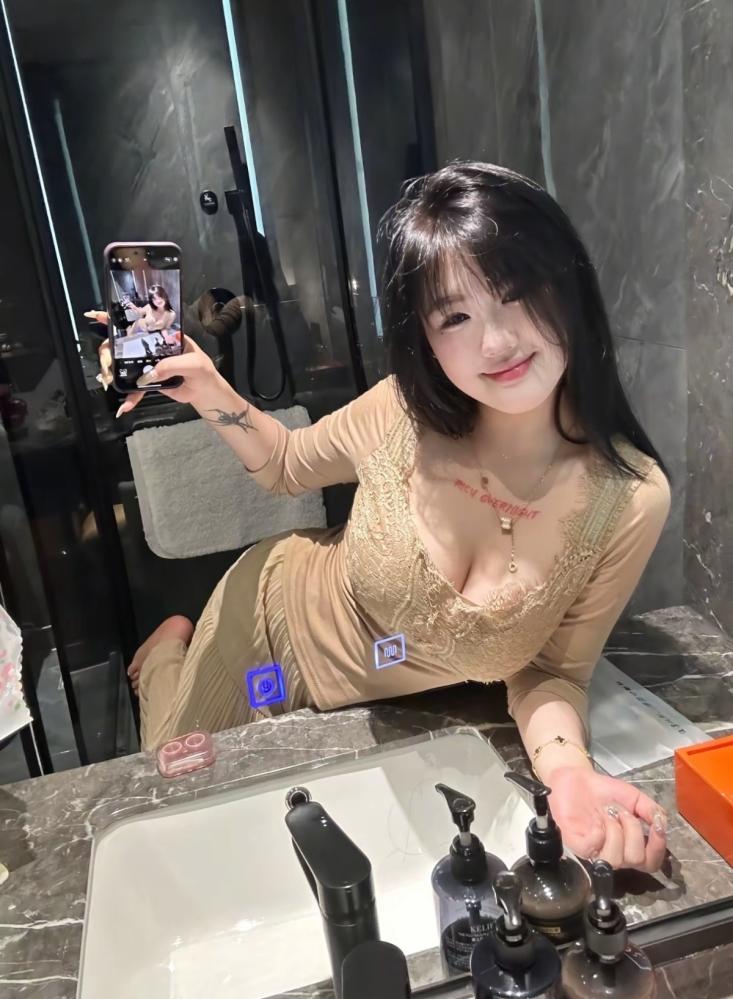宝山区上海浦东巨乳妮子极品啊