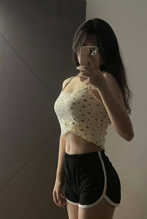 渝北区第一次去重庆完美身材小嫩妹炮架