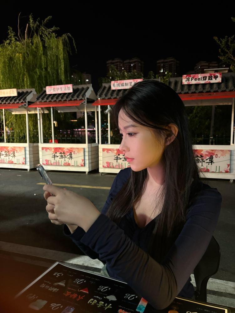 大连实惠辽宁粉嫩白虎一线天随便舔超级听话水还多QM