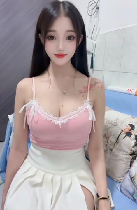 深圳值得再去广东纯骚B口活一绝舔翻天