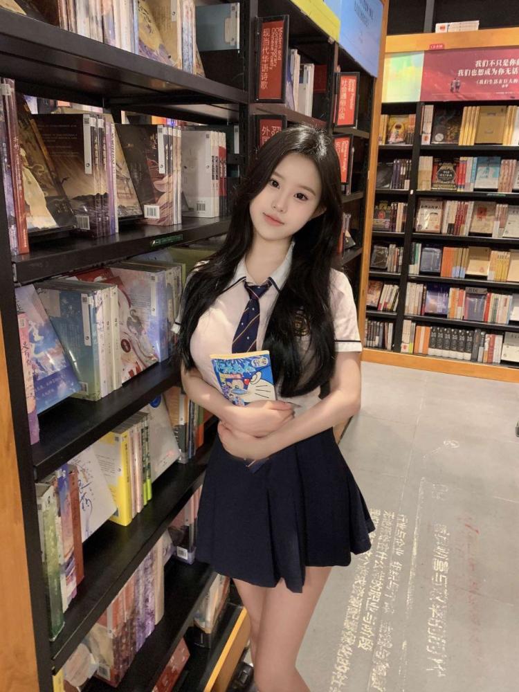 广州广东清纯少女,粉嫩学生妹,兼职小妹,见面付。