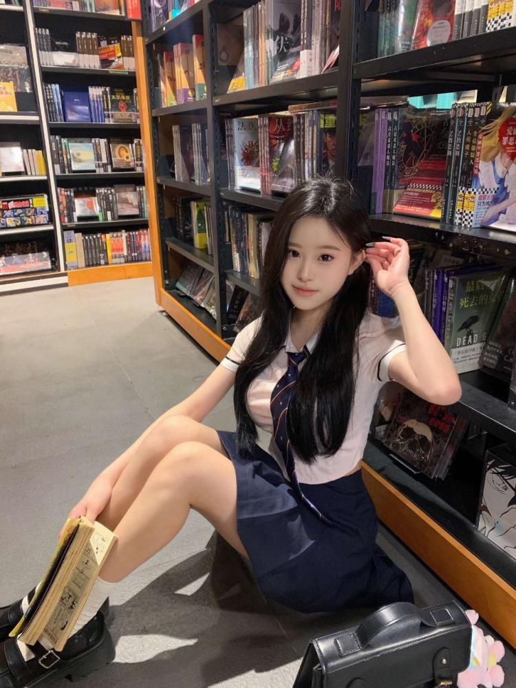 广州广东清纯少女,粉嫩学生妹,兼职小妹,见面付。