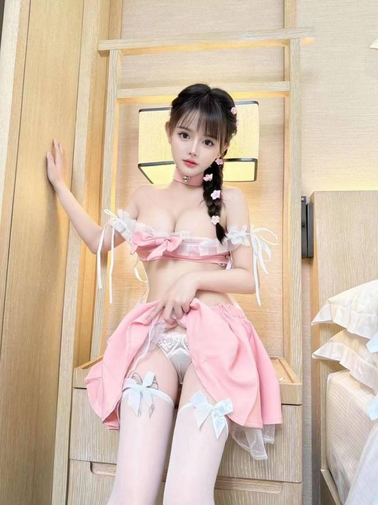 丰台区北京粉嫩逼白嫩腿会夹会喷水很紧的逼