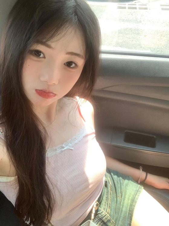 贵阳贵州20岁嫩妹笑笑巨乳