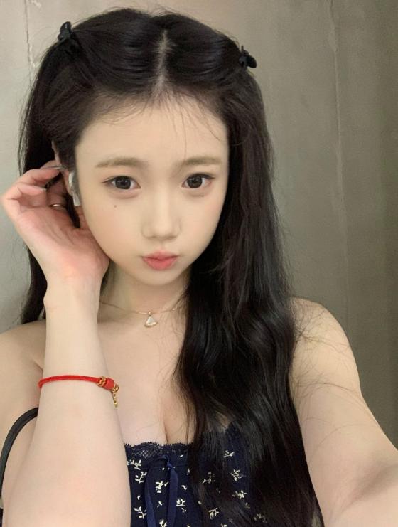 贵阳贵州20岁嫩妹笑笑巨乳