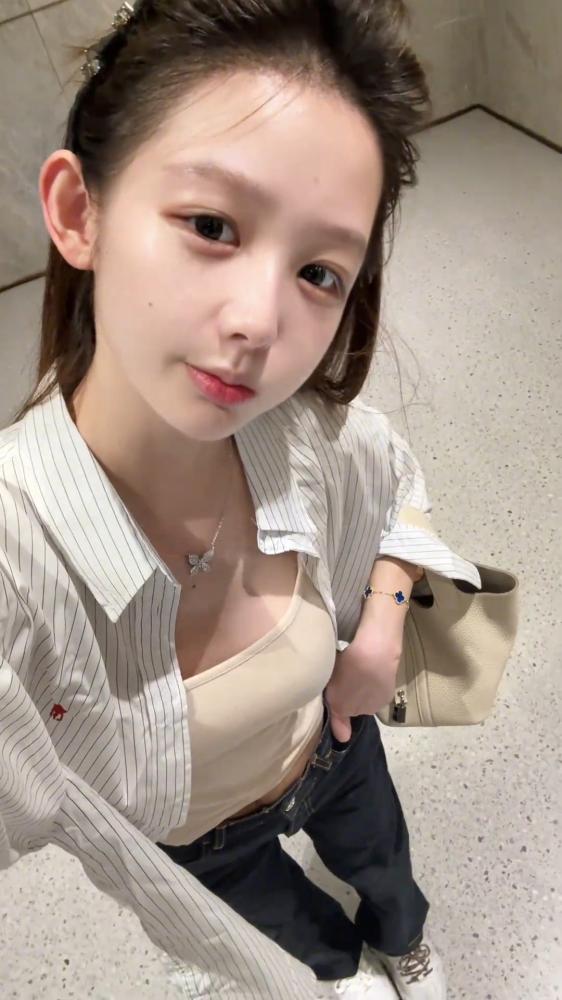 渝北区重庆做兼职的学生妹小bb粉嫩嫩