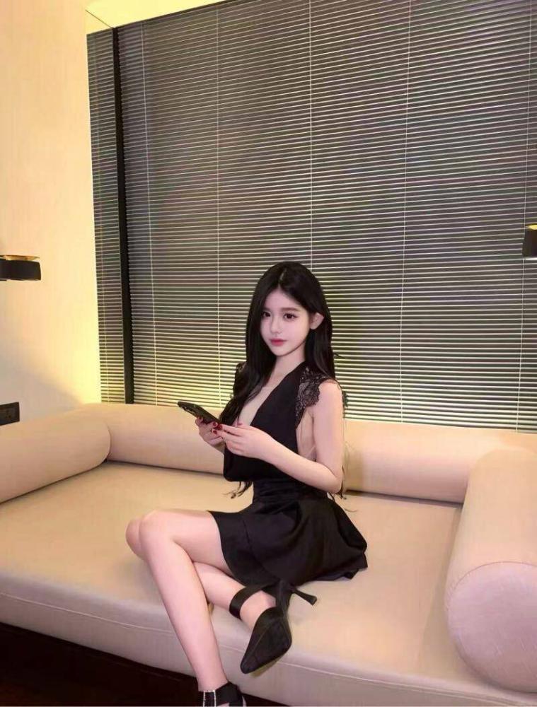 [浙江-杭州]浙江巨乳巨臀粉嫩多汁清纯小妹，性感黑丝御姐，前凸后翘幼师