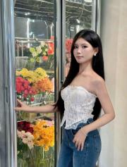 [上海-静安区]上海肤白貌美奶子挺拔骚货