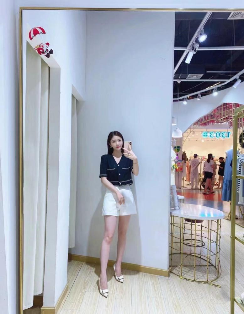 西青区推荐天津刚做不久漂亮兼职小妹
