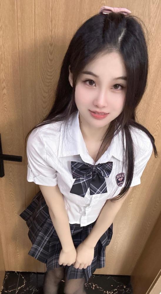 张家口寻欢河北桥西区小巧玲珑18岁粉色夹鸡夹