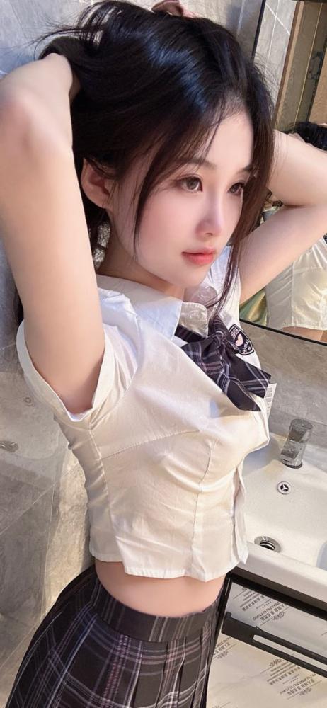 张家口寻欢河北桥西区小巧玲珑18岁粉色夹鸡夹