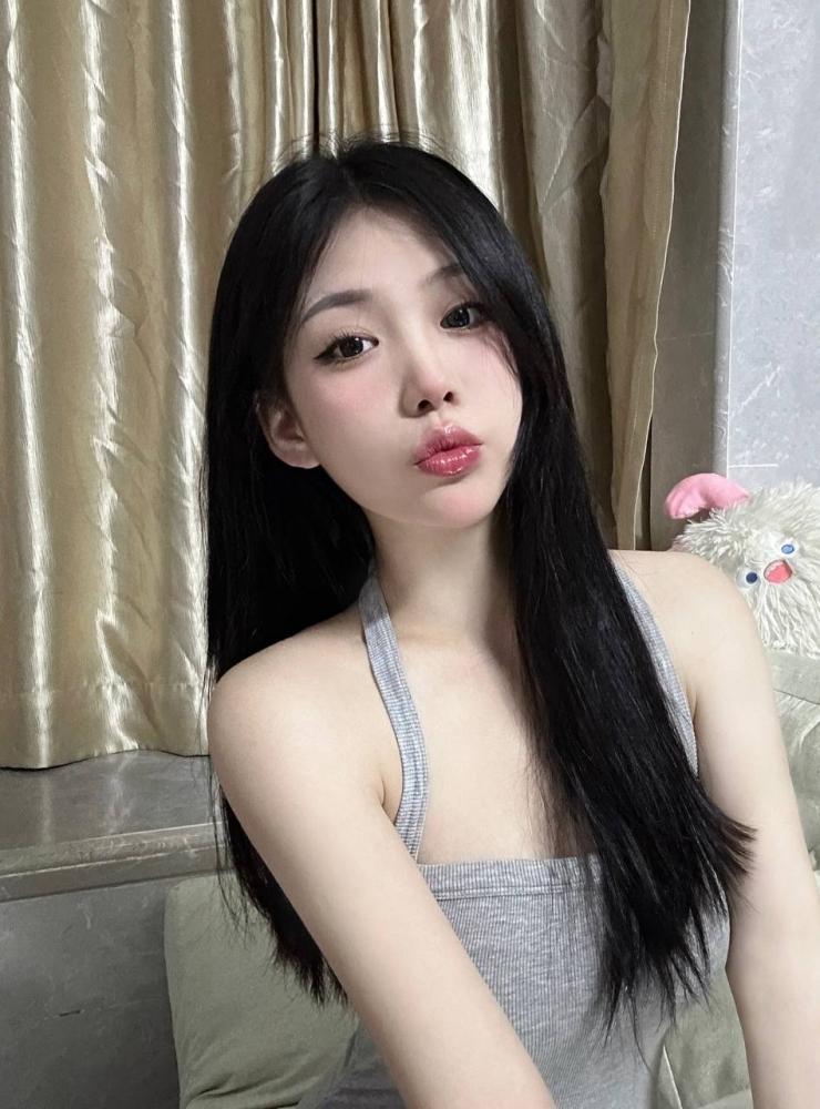 广州第二次去广东清纯高挑颜值女友学生