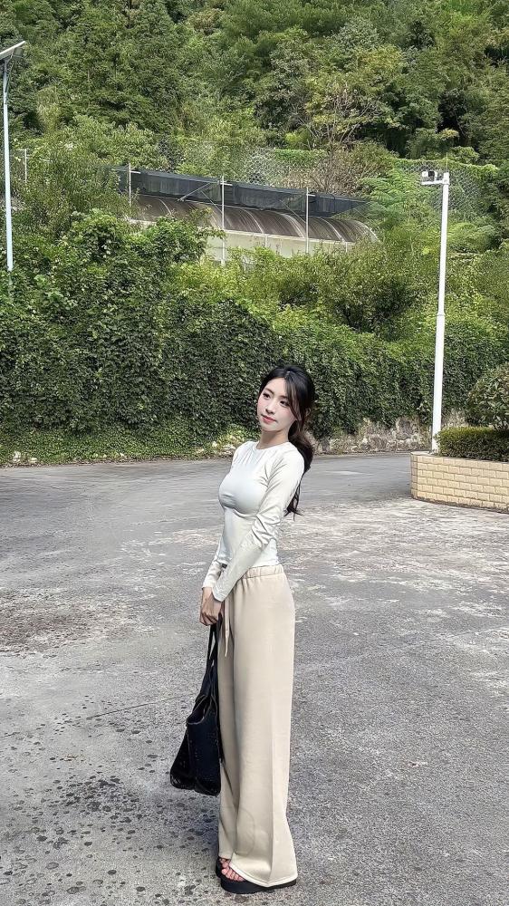 青岛山东极品小靓妹大胸粉嫩紧致水多服务超好