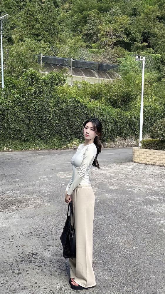 青岛山东极品小靓妹大胸粉嫩紧致水多服务超好