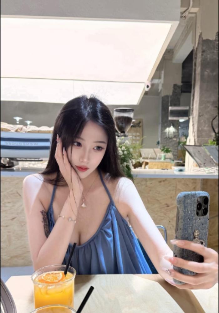 临沂山东刚下海兼职粉嫩敏感多水任意调教可内可无套学生