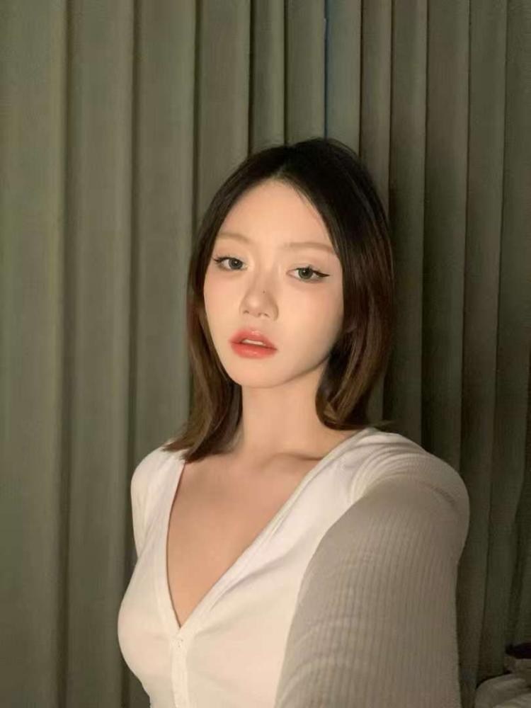 昆明超好云南软妹温柔妩媚多姿