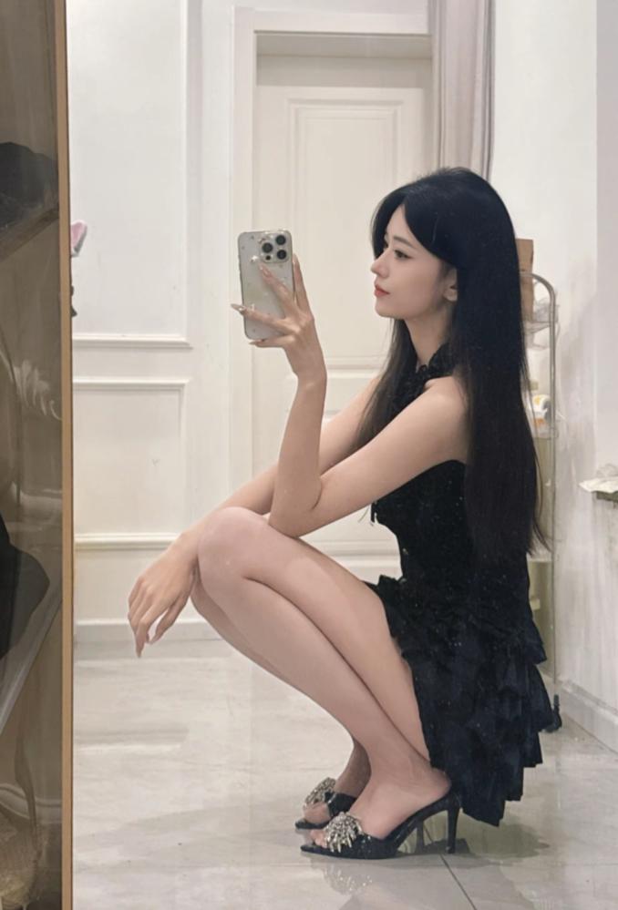 乌鲁木齐新疆小骚妹粉鲍乖巧听话可调教打炮