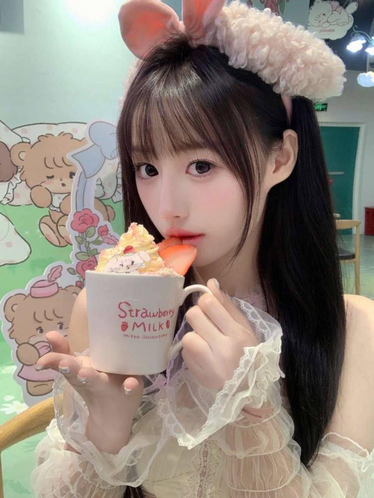 成都第二次去四川性感娇媚小御姐s身材会说你轻点哦