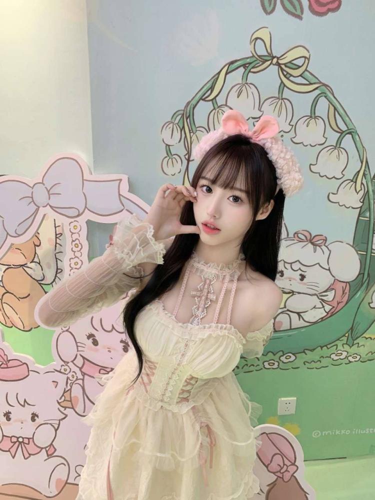 成都第二次去四川性感娇媚小御姐s身材会说你轻点哦