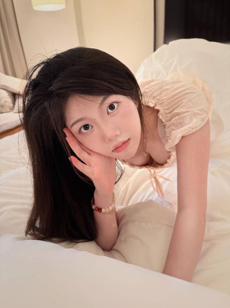 德州温柔的妹子超爽的一炮