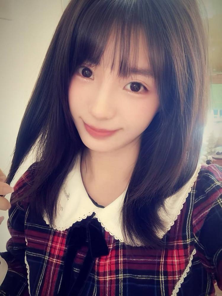 贵阳嫩妹小护士制服诱惑