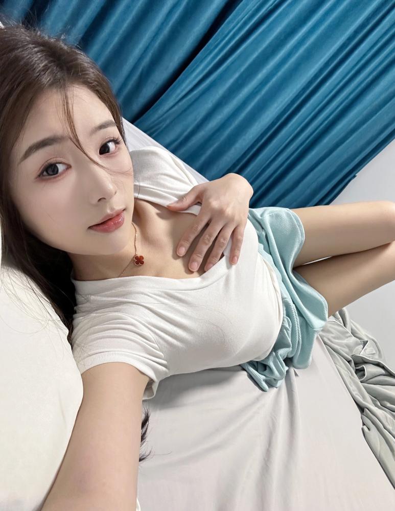 寻欢小情人主动配合服务好