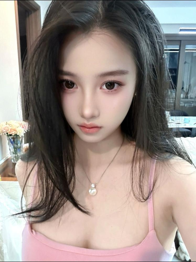 大奶兔美臀玩起来爱不释手