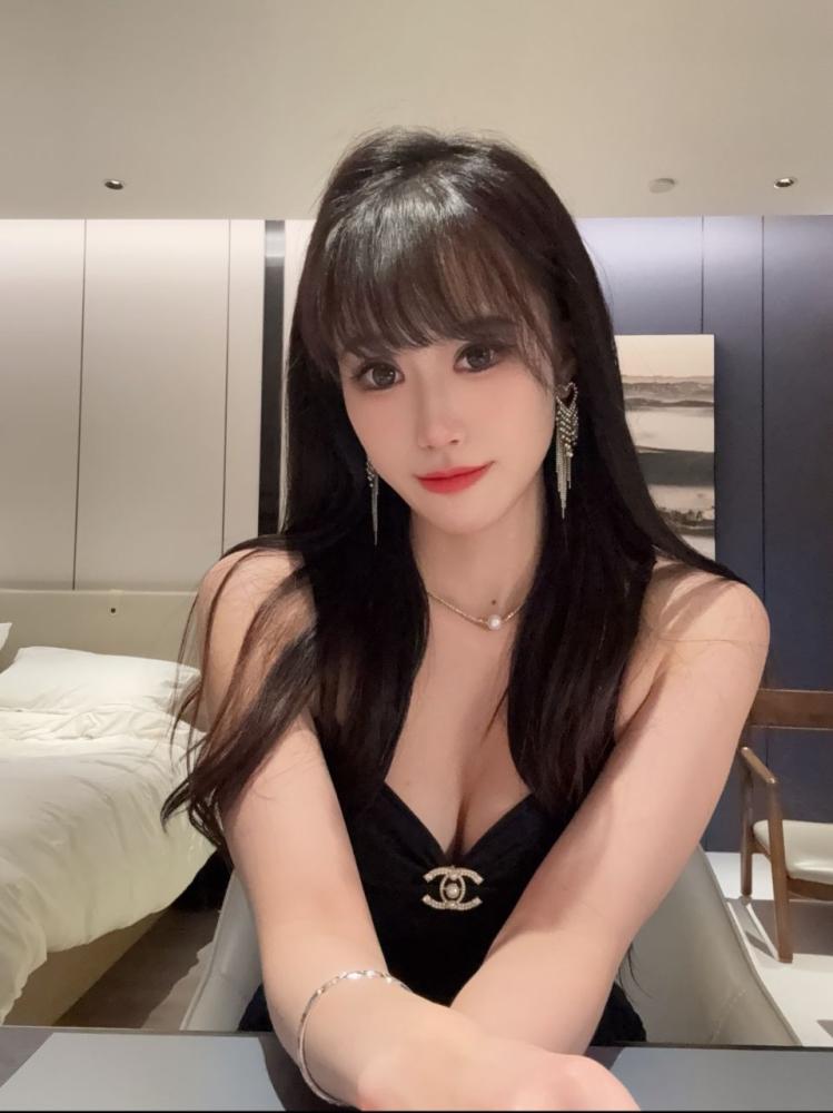 大C奶美女服务全面值得一战